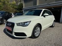 Audi A1 1.6 TDI 90CH FAP AMBIENTE/ TOUTES FACTURES / - <small></small> 9.999 € <small>TTC</small> - #1