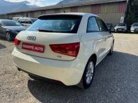 Audi A1 1.6 TDI 90CH FAP AMBIENTE/ TOUTES FACTURES / - <small></small> 9.999 € <small>TTC</small> - #4