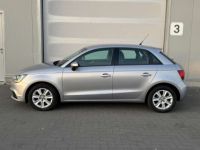 Audi A1 Sportback 1.6 TDi Attraction GPS Garantie 12M - <small></small> 10.890 € <small>TTC</small> - #8