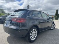 Audi A3 1.6 TDI 105CH FAP ATTRACTION 3P - <small></small> 13.990 € <small>TTC</small> - #5