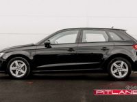 Audi A3 1.6 TDi XENON CRUISE CLIM JANTES TEL MMi - <small></small> 15.490 € <small>TTC</small> - #2