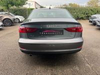 Audi A3 Berline 1.6 TDI 110 Ambiente - SUIVI D'ENTRETIEN - EMBR OK - DISTRI OK - <small></small> 10.990 € <small>TTC</small> - #4