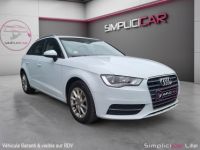 Audi A3 Sportback 1.6 TDI 105 Ambiente - <small></small> 10.990 € <small>TTC</small> - #1