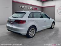 Audi A3 Sportback 1.6 TDI 105 Ambiente - <small></small> 10.990 € <small>TTC</small> - #4