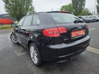 Audi A3 Sportback 1.6 TDI 105 DPF Ambiente - <small></small> 7.990 € <small>TTC</small> - #4