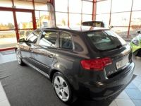 Audi A3 Sportback 1,8 160 TYPE AMBITION PACK ELECTRIQUE PARK PILOT FAUX HALOGENE RADIO CD CLIM AUTO TRES - <small></small> 9.990 € <small>TTC</small> - #20