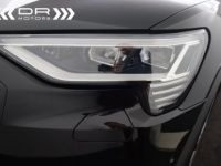 Audi e-tron 55 QUATTRO - LEDER LED NAVI TREKHAAK ALU 20" - <small></small> 34.995 € <small>TTC</small> - #47