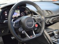 Audi R8 Spyder MAGNIFIQUE AUDI R8 SPYDER 5.2 FSI V10 PLUS 610ch S-TRONIC VALEUR NEUF + DE 245Ke B&O MAGNETIC RIDE CARBONE INT + EXT ECHAP. SPORT CARPLAY CAMERA LASER - <small></small> 139.990 € <small>TTC</small> - #26