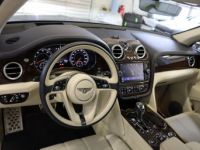 Bentley Bentayga 6.0 W12 608 ch 4WD First Edition ACC TOP 360° 1èreM Sièges AV,AR chauffants électriques , AV massants , Chauffants , Garantie 12 mois - <small></small> 145.590 € <small></small> - #17