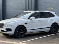 Bentley Bentayga Bentley Bentayga V8 - LOA 1634 Euros Par Mois - Toit Ouvrant Panoramique - Jantes 22 - Blanc Nacré - <small></small> 159.990 € <small>TTC</small> - #1