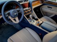 Bentley Bentayga EWB Azure 4.0 V8 550ch - <small></small> 318.000 € <small>TTC</small> - #13