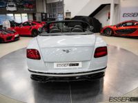 Bentley Continental GTC W12 6.0 710 Supersports / 1èreM /Caméra /Ventilation Des Sièges Tricolore / Garantie 12 Mois Prémium - <small></small> 154.990 € <small>TTC</small> - #17