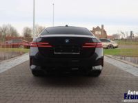 BMW i5 40 M-SPORT PANO 360CAM TREKHK COMFRTZETL - <small></small> 79.950 € <small>TTC</small> - #6