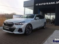 BMW i5 40 TOUR M-SPORT PANO SUSP PRO 360CAM B&W - <small></small> 72.950 € <small>TTC</small> - #3