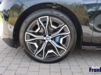 BMW iX 40 M-SPORT PANO TREKHK INCL WINTERSET - <small></small> 63.950 € <small>TTC</small> - #4