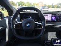 BMW iX 40 M-SPORT PANO TREKHK INCL WINTERSET - <small></small> 63.950 € <small>TTC</small> - #28