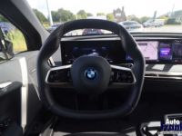 BMW iX 40 M-SPORT PANO TREKHK INCL WINTERSET - <small></small> 63.950 € <small>TTC</small> - #28