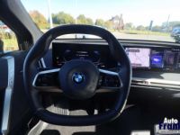 BMW iX 40 M-SPORT PANO TREKHK INCL WINTERSET - <small></small> 63.950 € <small>TTC</small> - #29