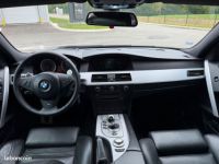 BMW M5 Berline (E60) 5.0i 507ch SMG7 Entretien 100% Coussinets et Vanos Cuir Noir chauffant électrique à mémoire JA 19 M Noires Volant Tête haute Bi-Xénon di - <small></small> 31.990 € <small>TTC</small> - #2