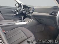 BMW Série 3 318 d Touring LED Navi SHZ Temp PDC - <small></small> 25.850 € <small>TTC</small> - #9