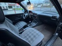 BMW Série 3 318 is e30 première main - <small></small> 15.490 € <small>TTC</small> - #5