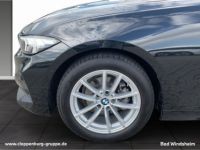 BMW Série 3 318d Touring Aut. Navi DAB Tempomat  - <small></small> 34.445 € <small>TTC</small> - #9