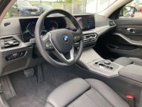 BMW Série 3 318i A Tour Head Up DAB LED RFK ACC Stop  - <small></small> 31.990 € <small>TTC</small> - #8