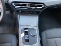 BMW Série 3 318i T. LED NAVI MEMORY KEYLESS SHZ PDC - <small></small> 32.550 € <small>TTC</small> - #11