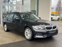 BMW Série 3 318i Touring Advatage - <small></small> 26.745 € <small>TTC</small> - #2