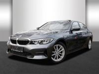 BMW Série 3 320i Advantage Automatik Aut. Klimaaut. - <small></small> 27.940 € <small>TTC</small> - #1