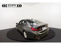 BMW Série 3 330 e ADVANTAGE - LEDER NAVI LED DAB HiFi - <small></small> 28.995 € <small>TTC</small> - #4