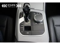 BMW Série 3 330 e ADVANTAGE - LEDER NAVI LED DAB HiFi - <small></small> 28.995 € <small>TTC</small> - #28