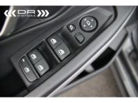 BMW Série 3 330 e ADVANTAGE - LEDER NAVI LED DAB HiFi - <small></small> 28.995 € <small>TTC</small> - #43