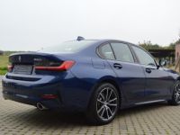 BMW Série 3 330 i Sportline 258 ch 1 MAIN - 25.000 km - <small></small> 33.900 € <small></small> - #2