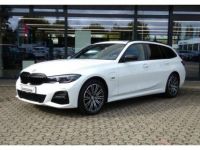 BMW Série 3 330e xDrive xDrive M Sport Pano/Tete haute - <small></small> 37.900 € <small>TTC</small> - #1