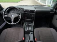 BMW Série 3 (E30) 325IX 170 ch - Origine France - Révisée + Distri. en 06/2024 - Parfait état - Check Control - Climatisation - Garantie 12 mois - <small></small> 21.490 € <small>TTC</small> - #26