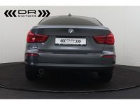 BMW Série 3 Gran Turismo  318 dA - GT NAVI LEDER LED - <small></small> 20.995 € <small>TTC</small> - #9