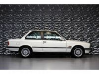 BMW Série 3 SERIE 318 is E30 136ch - <small></small> 19.990 € <small>TTC</small> - #4