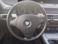 BMW Série 3 SERIE E90 318i 129ch Confort - <small></small> 8.990 € <small>TTC</small> - #12