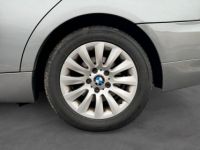 BMW Série 3 SERIE E90 LCI 318d 143 ch Confort - Courroie changée - <small></small> 6.490 € <small>TTC</small> - #22