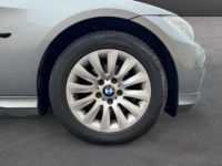 BMW Série 3 SERIE E90 LCI 318d 143 ch Confort - Courroie changée - <small></small> 6.490 € <small>TTC</small> - #23