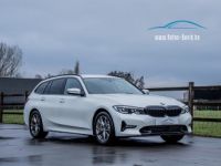 BMW Série 3 Touring 330i Sport-Line 258PK - HISTORIEK - APPLE CARPLAY - ADAPT. CRUISECONTROL - TREKHAAK - ZETELVERWARMING - <small></small> 31.999 € <small>TTC</small> - #1