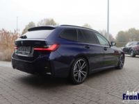 BMW Série 3 Touring 318 I M-SPORT WIDESCRN CAM VERW ZTLS - <small></small> 42.950 € <small>TTC</small> - #7