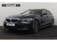 BMW Série 3 Touring 330 e ADVANTAGE - NAVI LED LEDER HiFi APPLE CARPLAY/ANDROID AUTO - <small></small> 28.495 € <small>TTC</small> - #1