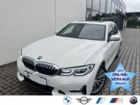 BMW Série 3 Touring BMW 330dA 286Ch XDrive Touring Luxury Pano Alarme Caméra 360 / 61 - <small></small> 42.899 € <small></small> - #1