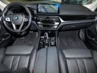 BMW Série 5 520i Touring LiveCockpitProf HeadUp - <small></small> 40.950 € <small>TTC</small> - #10