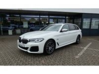 BMW Série 5 530 e Touring M Sport ACC Laserlicht HUD - <small></small> 43.950 € <small>TTC</small> - #2