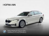 BMW Série 5 530e Touring Luxury Line AHK HUD DW  - <small></small> 43.703 € <small>TTC</small> - #1