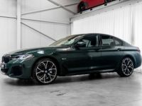 BMW Série 5 545 Saloon e Hybrid M Sport Individual Goodwoodgrün HeadUp - <small></small> 56.990 € <small>TTC</small> - #4