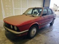 BMW Série 5 SERIE (E28) 520I 6 CYLINDRES BOITE MECANIQUE - <small></small> 7.900 € <small>TTC</small> - #1